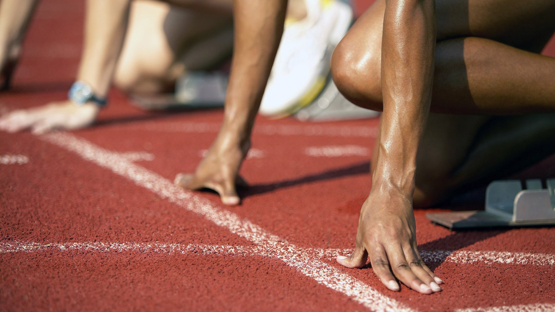 海耶斯执教首赛季即带领美国女足问鼎奥运，海耶vs